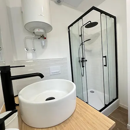 Calvi - Paisible Et Chaleureux Апартаменты *